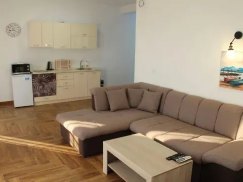 Sale, house, 220m², Dobre Vode, Bar - image 12