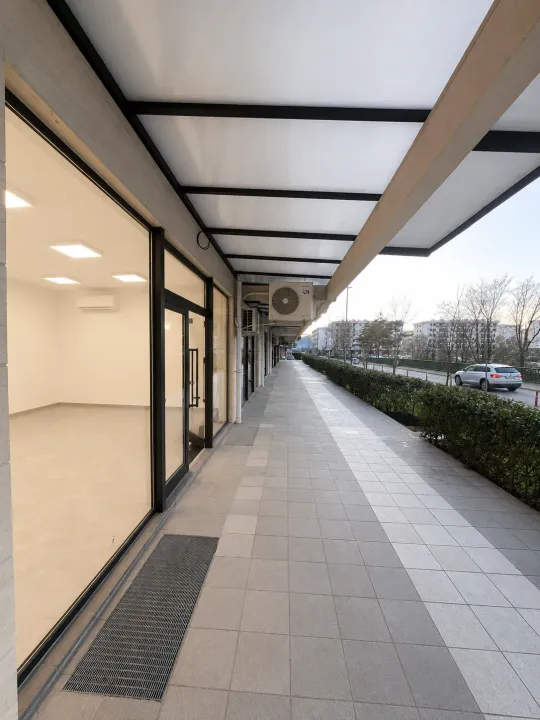 Rent, office space, 95m², City Kvart, Podgorica