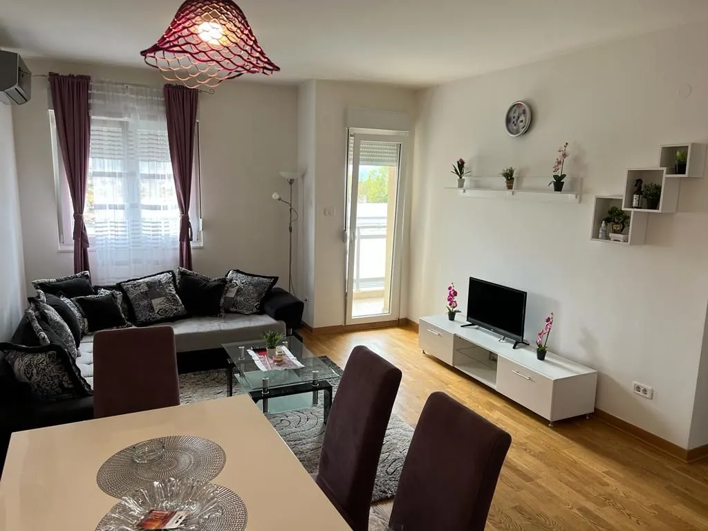 Prodaja, dvosoban stan, 64m², City Kvart, Podgorica