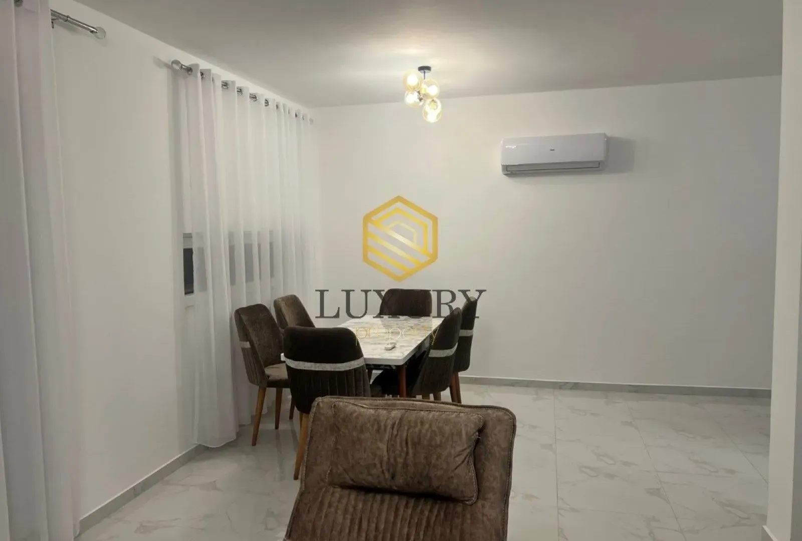 Rent, two bedroom apartment, 76m², Central Point, Podgorica