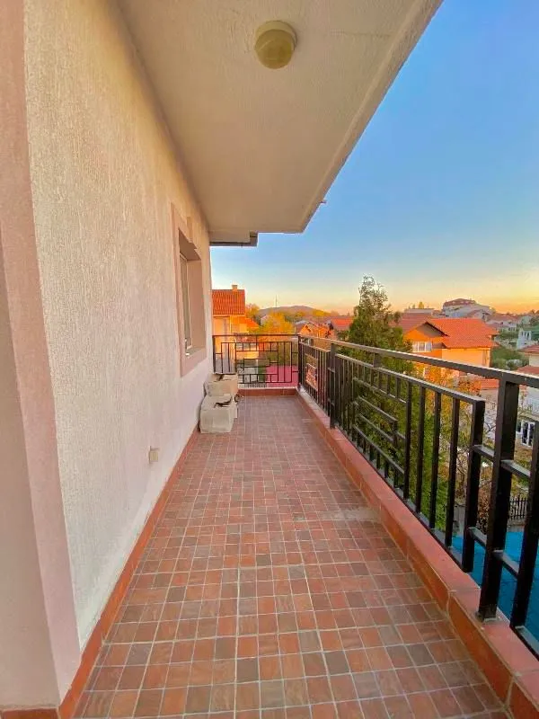 Sale, three bedroom apartment, 121m², Jajinci, Voždovac Sve Podlokacije
