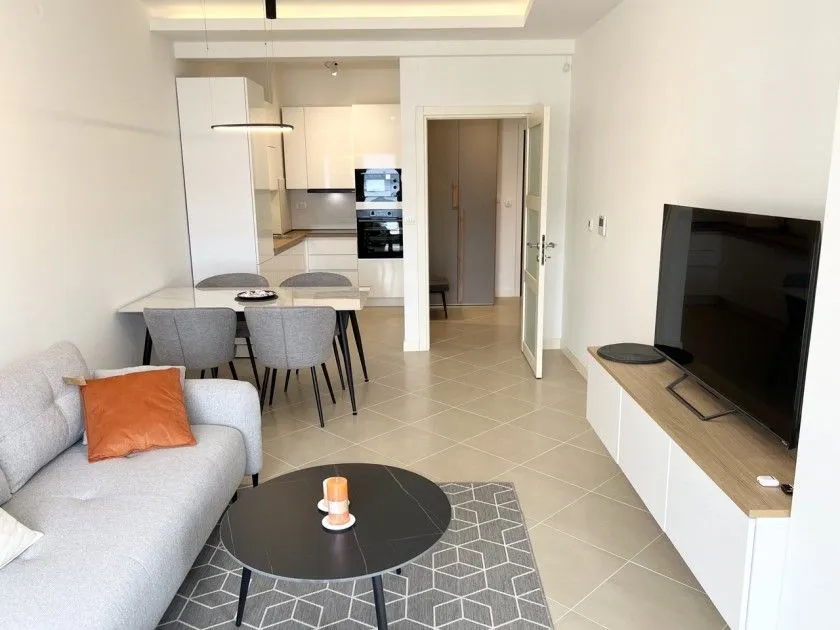 Prodaja, stan, 52m², Kotor, Crna Gora