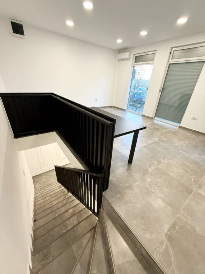Rent, office space, 56m², Podgorica, Crna Gora