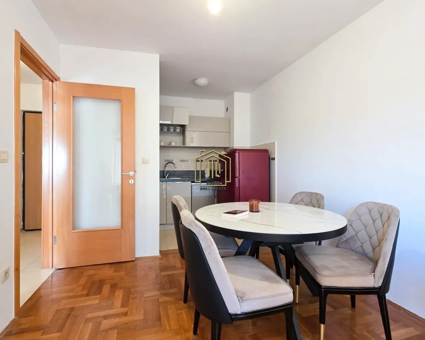Prodaja, jednosoban stan, 39m², Stari Aerodrom, Podgorica