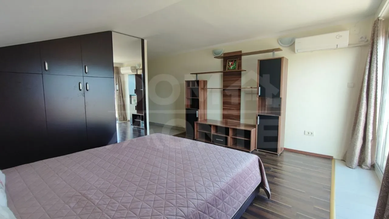 Rent, house, 300m², Tivat, Crna Gora