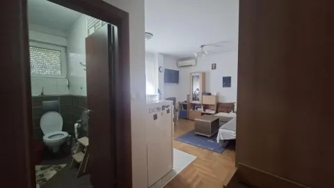 Prodaja, garsonjera, 23m², Sajmište, Novi Sad - image 5