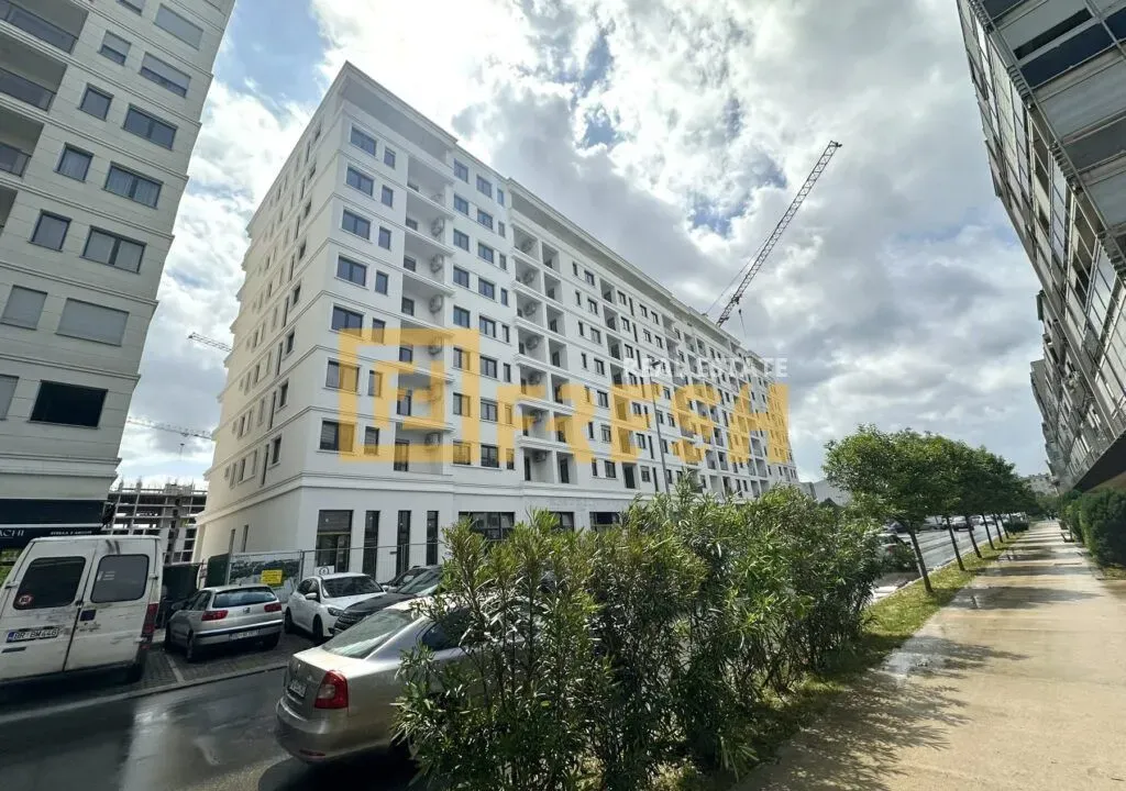 Prodaja, dvosoban stan, 77m², Tološi, Podgorica