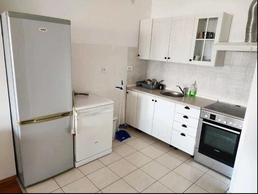 Izdavanje, jednosoban stan, 54m², City Kvart, Podgorica