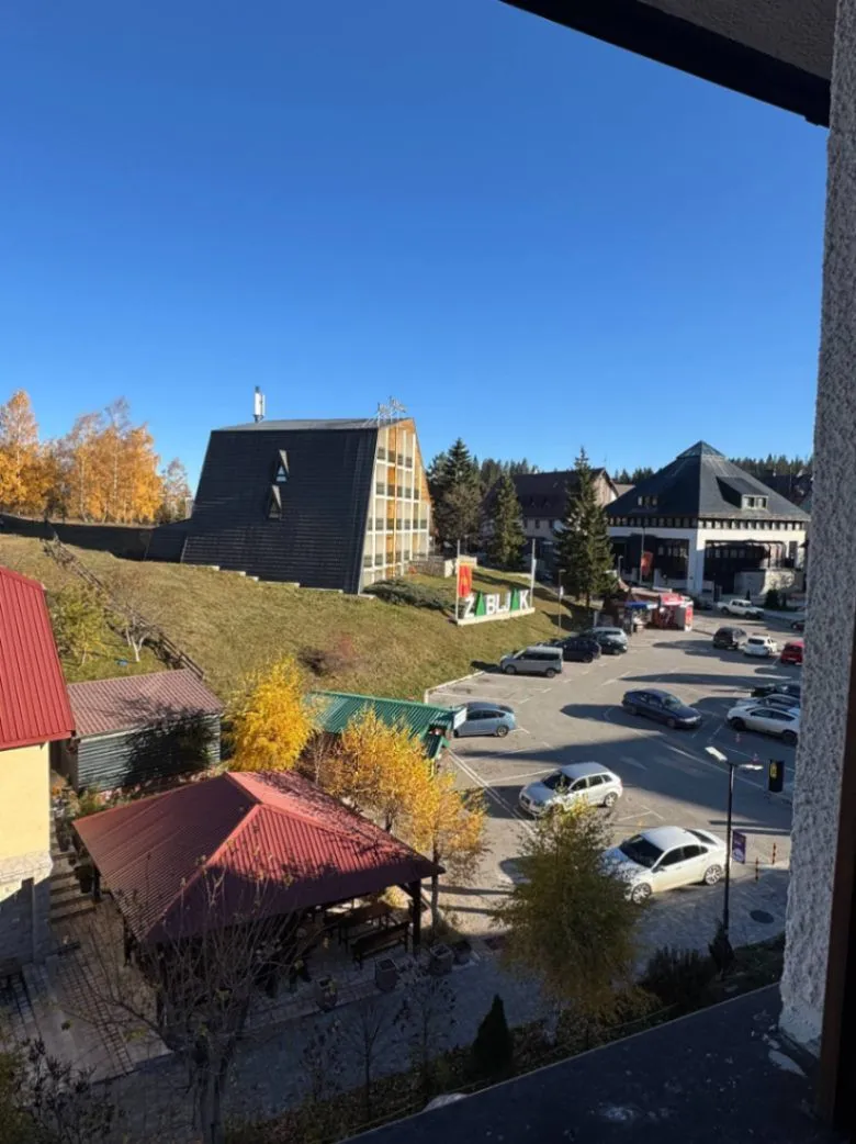 Sale, three bedroom apartment, 82m², Centar, Žabljak