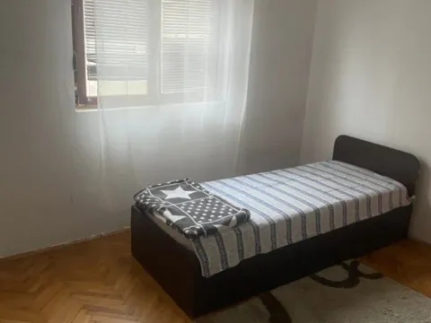 Izdavanje, kuća, 70m², Donja Gorica, Podgorica - image 3