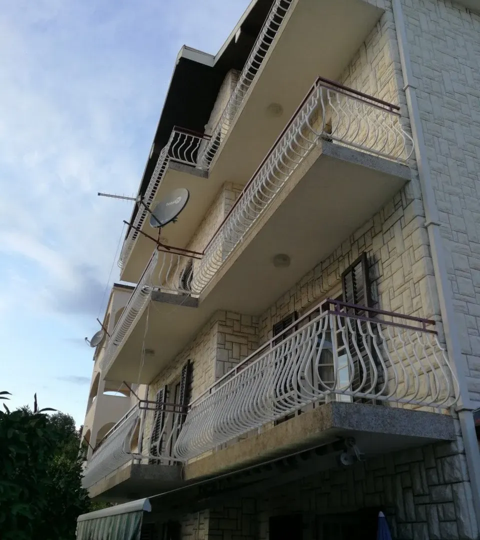 Prodaja, kuća, 400m², Tivat, Crna Gora