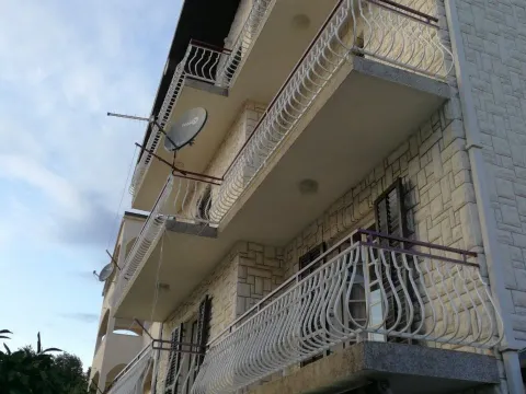 Prodaja, kuća, 400m², Tivat, Crna Gora - image 9