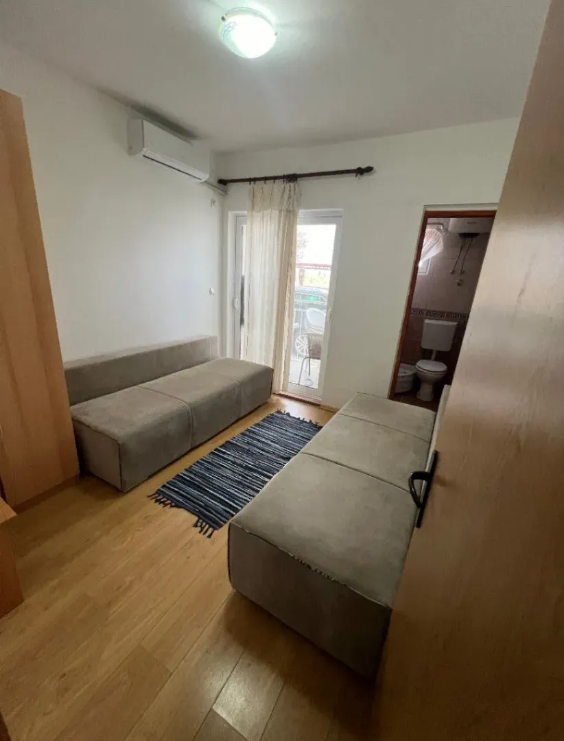 Sale, two bedroom apartment, 60m², Sutomore, Bar