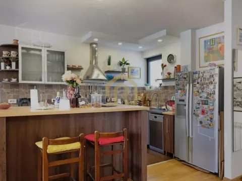 Prodaja, trosoban stan, 101m², Južni Bulevar, Vračar Sve Podlokacije - image 6