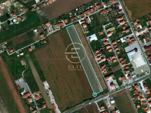 Prodaja, plac, 101m², Zemun Ugrinovci, Zemun Sve Podlokacije