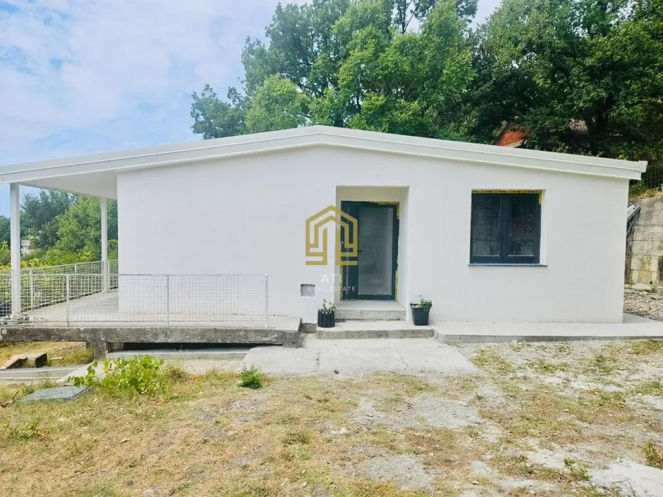 Prodaja, kuća, 70m², Zagrađe, Bar