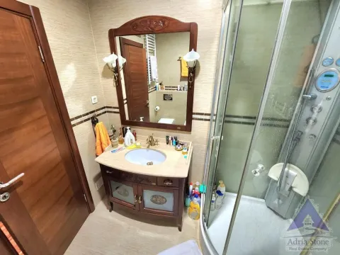 Sale, three bedroom apartment, 179m², Rozino, Budva - image 28