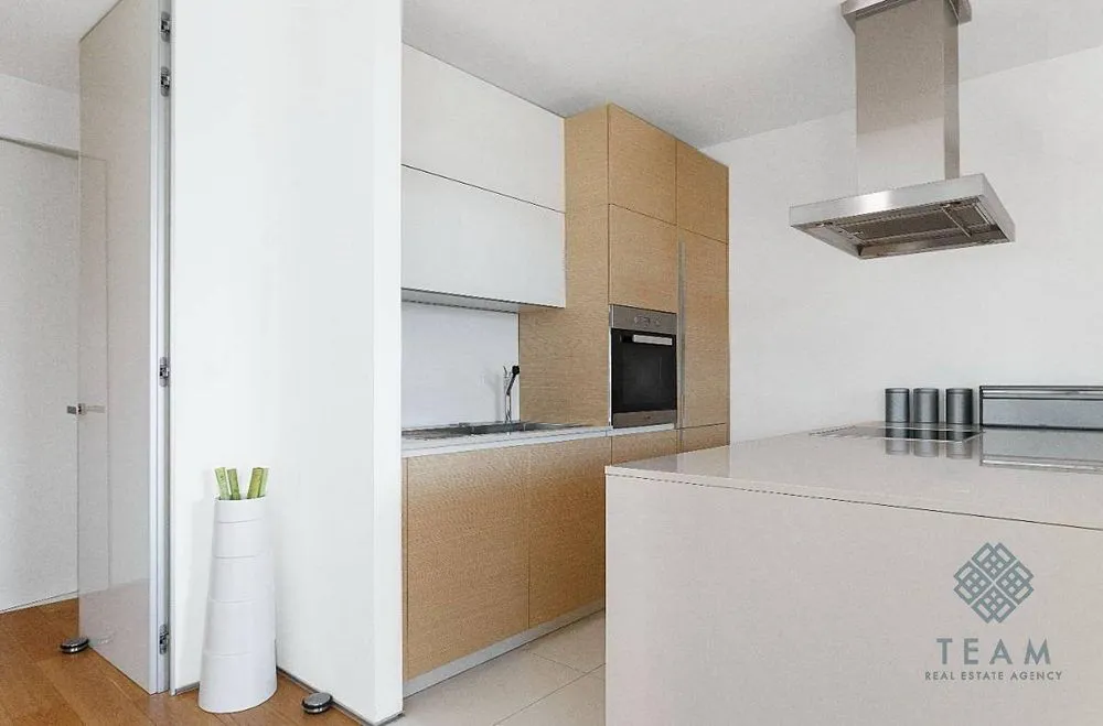 Sale, one bedroom apartment, 107m², Dukley Gardens, Budva