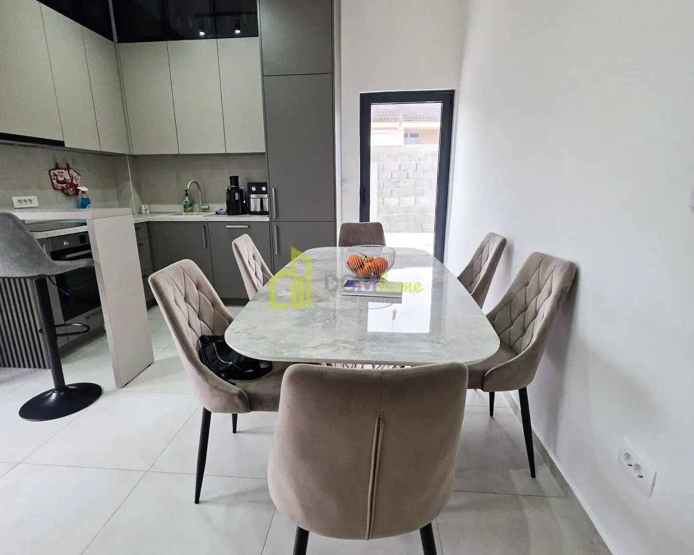 Prodaja, trosoban stan, 80m², Zabjelo, Podgorica