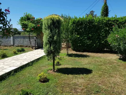 Prodaja, kuća, 149m², Podgorica, Crna Gora - image 19