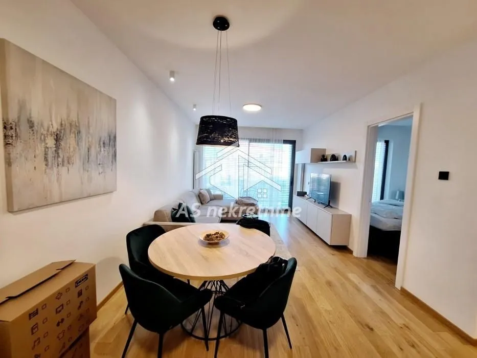 Rent, two bedroom apartment, 50m², Stari Grad, Beograd