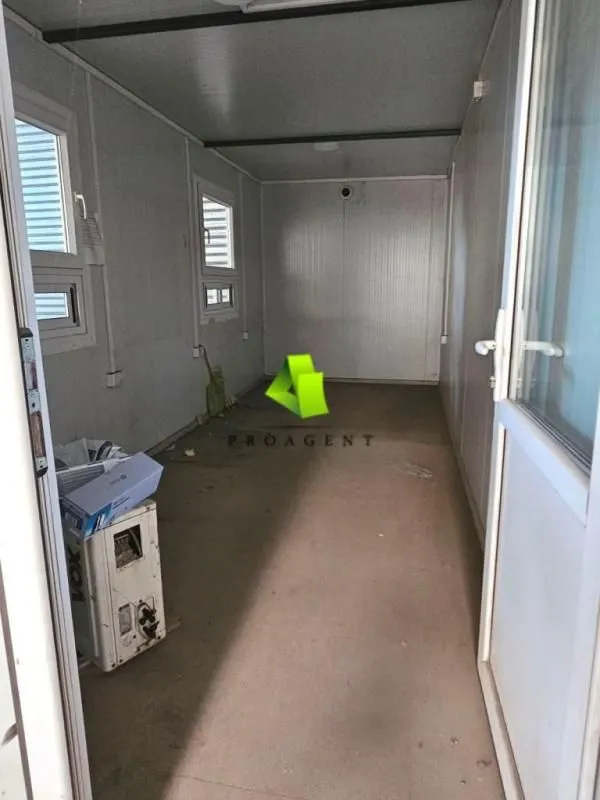 Rent, office space, 1500m², Medijana, Niš