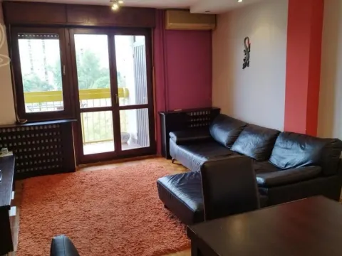 Izdavanje, dvosoban stan, 50m², Bulevar Oslobodjenja, Novi Sad Sve Podlokacije - image 3