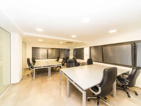 Rent, office space, 150m², Centar, Podgorica - image 2