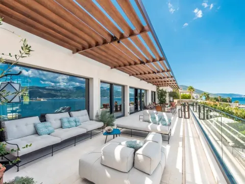 Prodaja, četvorosoban stan, 500m², Đuraševići, Tivat - image 9