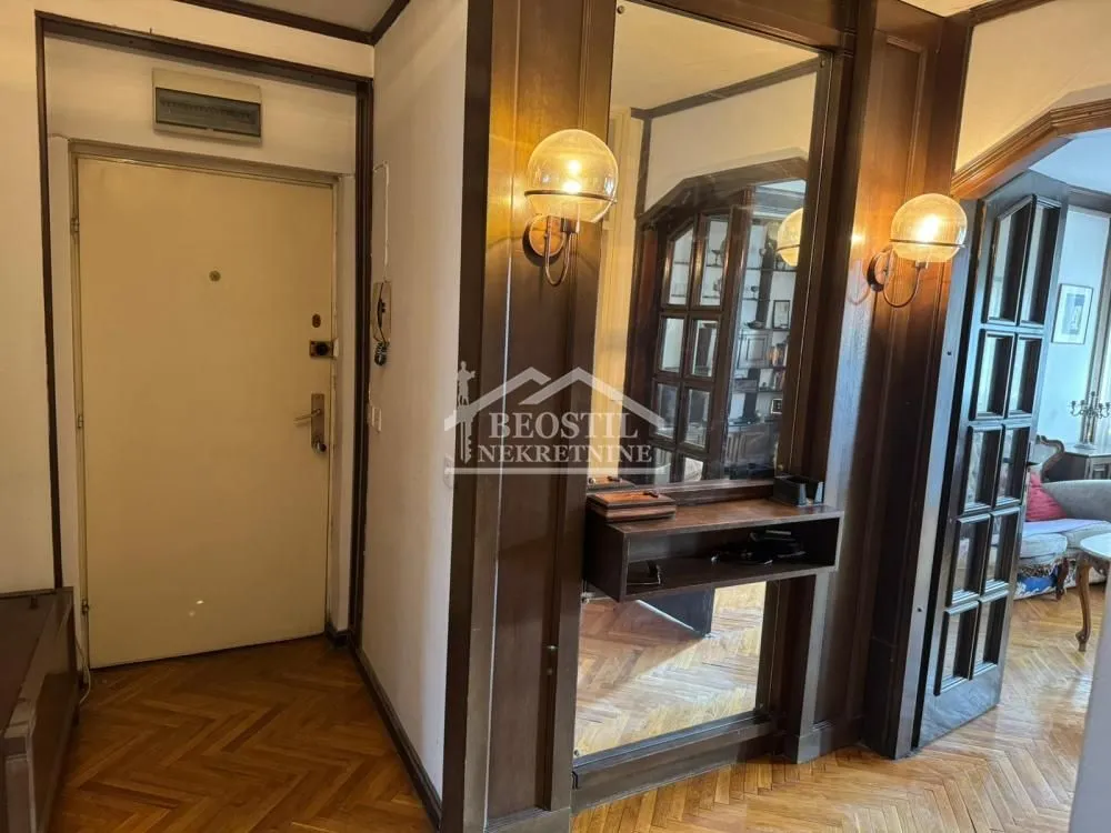 Prodaja, trosoban stan, 97m², Topličin venac, Beograd