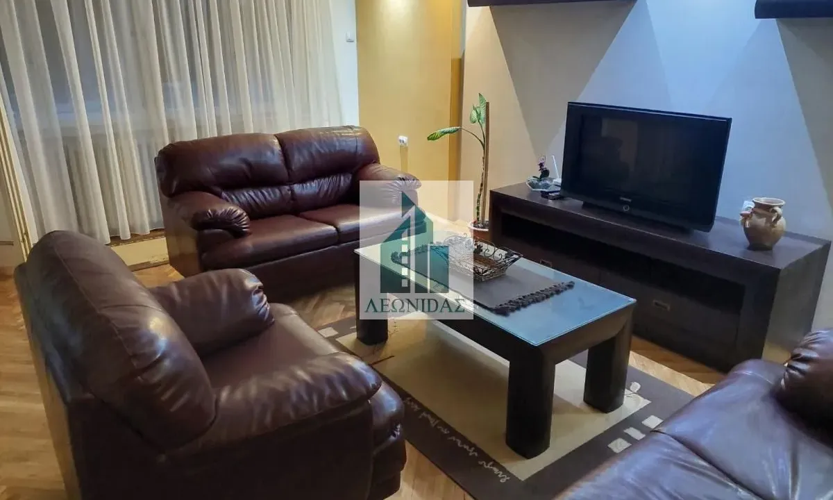 Izdavanje, trosoban stan, 72m², Medijana, Niš