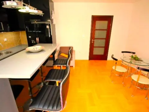 Rent, two bedroom apartment, 90m², Rozino, Budva - image 4