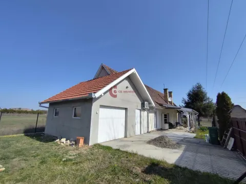 Prodaja, kuća, 113m², Bački Vinogradi, Subotica - image 2