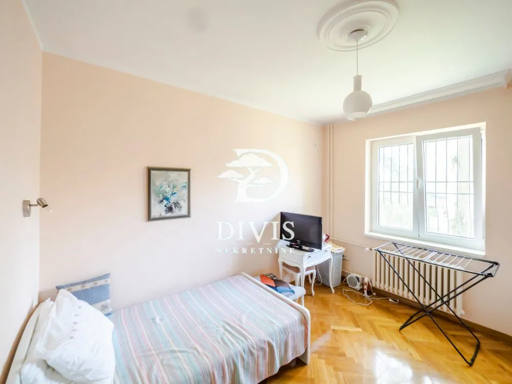 Prodaja, trosoban stan, 98m², Dedinje Sve Podlokacije, Beograd