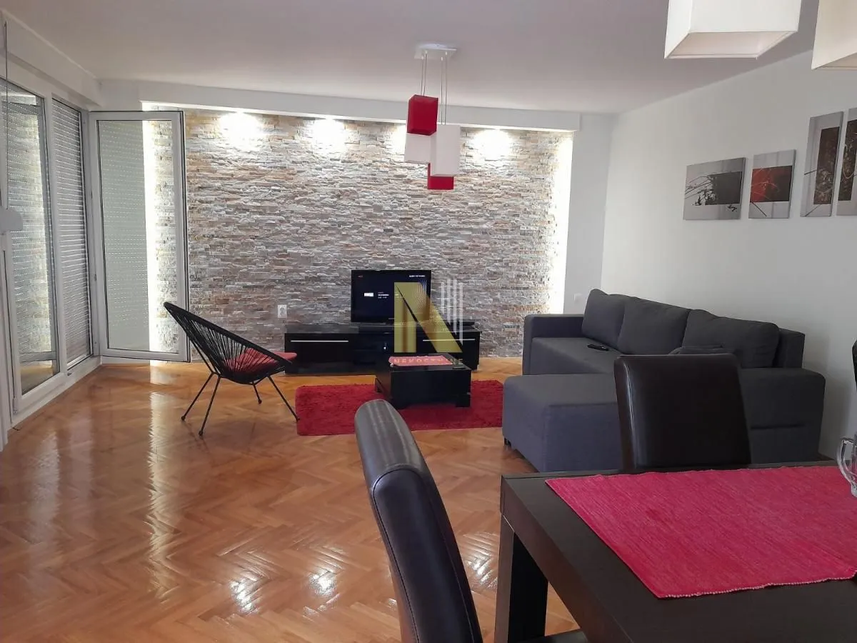 Izdavanje, trosoban stan, 76m², Liman 3, Novi Sad Sve Podlokacije