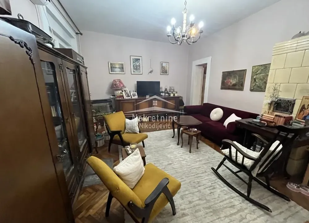 Prodaja, četvorosoban stan, 97m², Centar Sve Podlokacije, Beograd