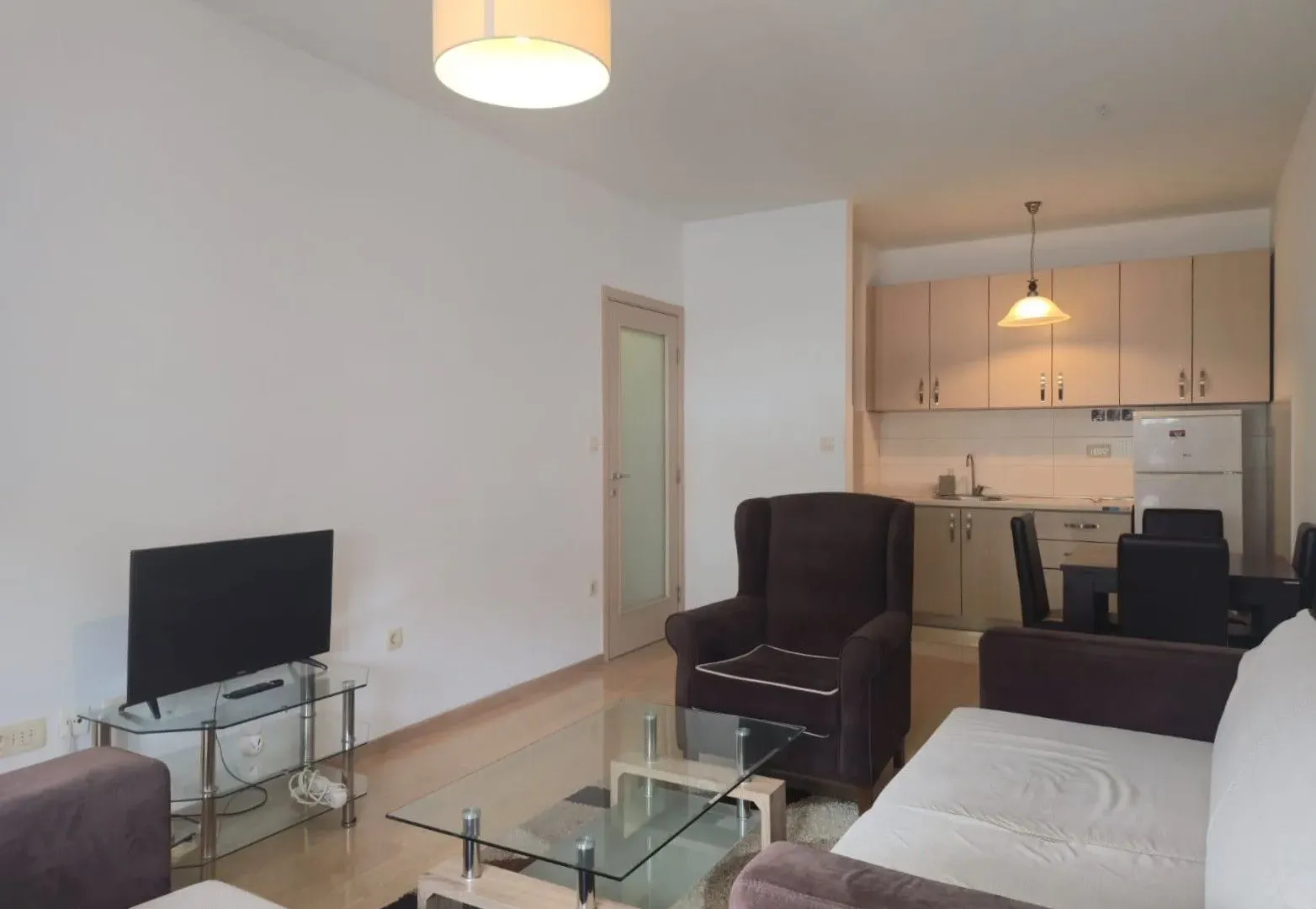 Izdavanje, jednosoban stan, 48m², City Kvart, Podgorica