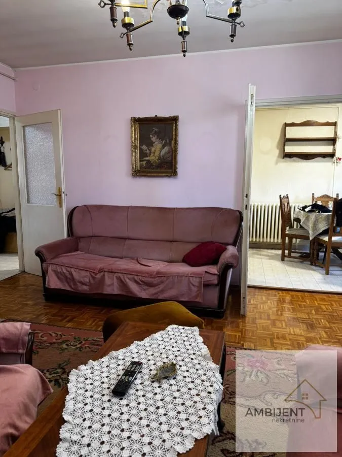 Prodaja, dvosoban stan, 69m², Zemun Sve Podlokacije, Beograd
