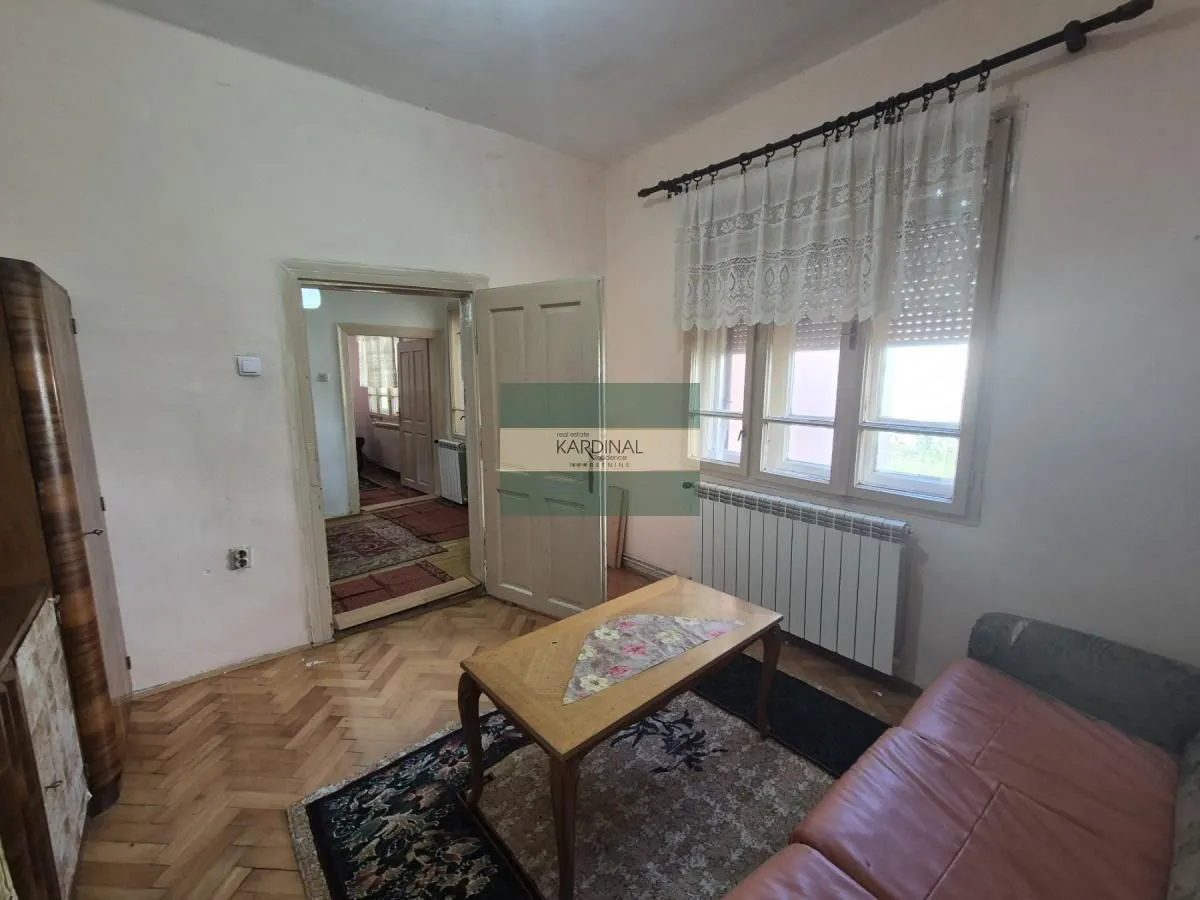 Prodaja, kuća, 75m², Centar, Jagodina