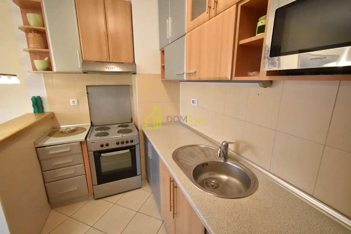 Izdavanje, jednosoban stan, 45m², Preko Morače, Podgorica