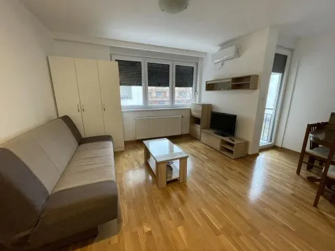 Izdavanje, dvosoban stan, 55m², Telep, Novi Sad Sve Podlokacije - image 4