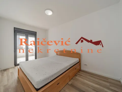 Sale, three bedroom apartment, 120m², Savski Venac, Beograd - image 14