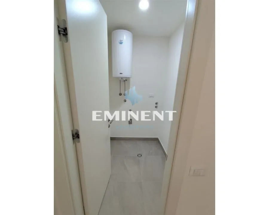 Prodaja, dvosoban stan, 56m², Novi Beograd Blok 67, Novi Beograd Sve Podlokacije