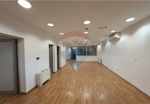 Izdavanje, poslovni prostor, 147m², Preko Morače, Podgorica - image 4