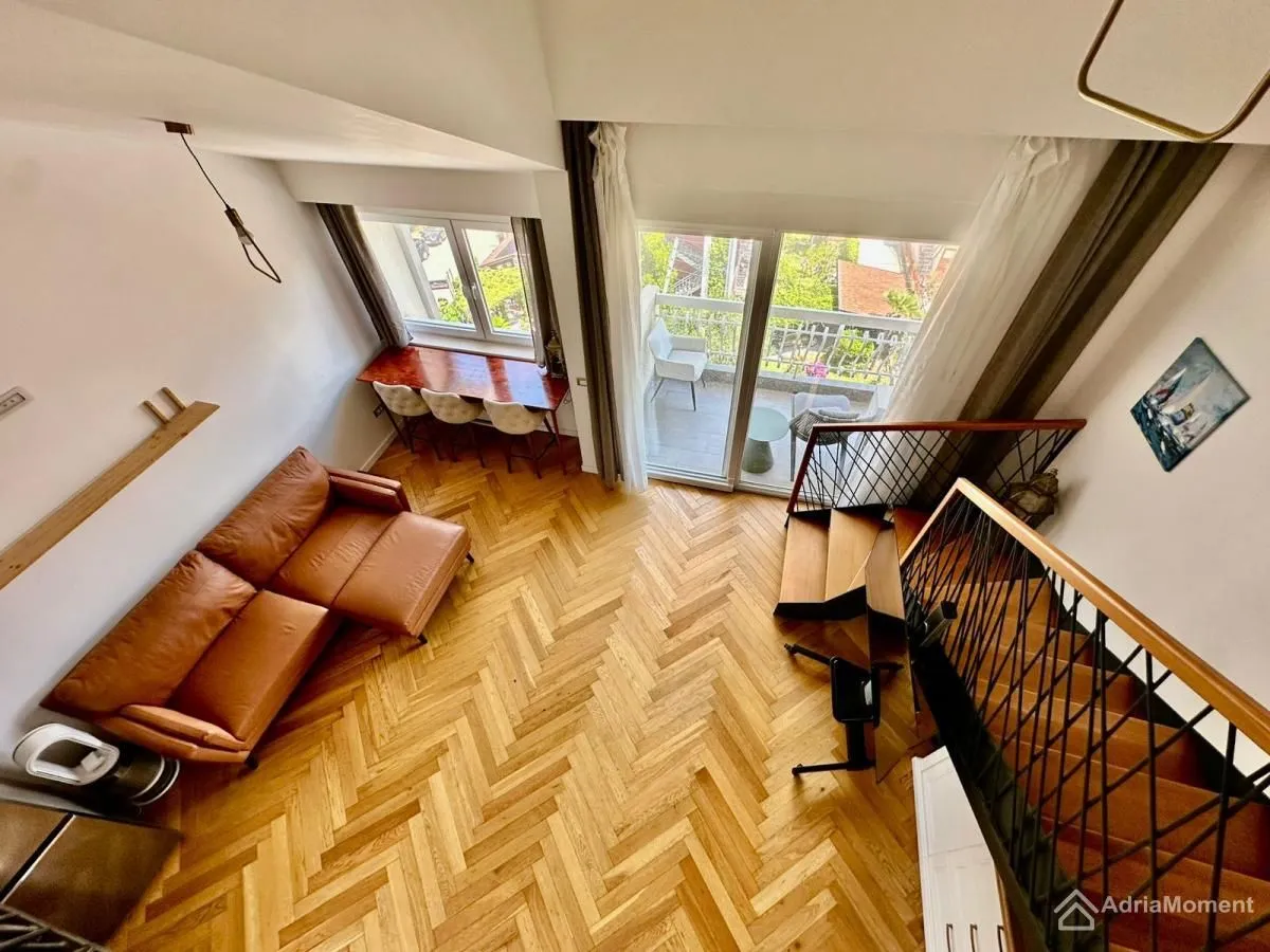 Prodaja, dvosoban stan, 68m², Centar, Tivat