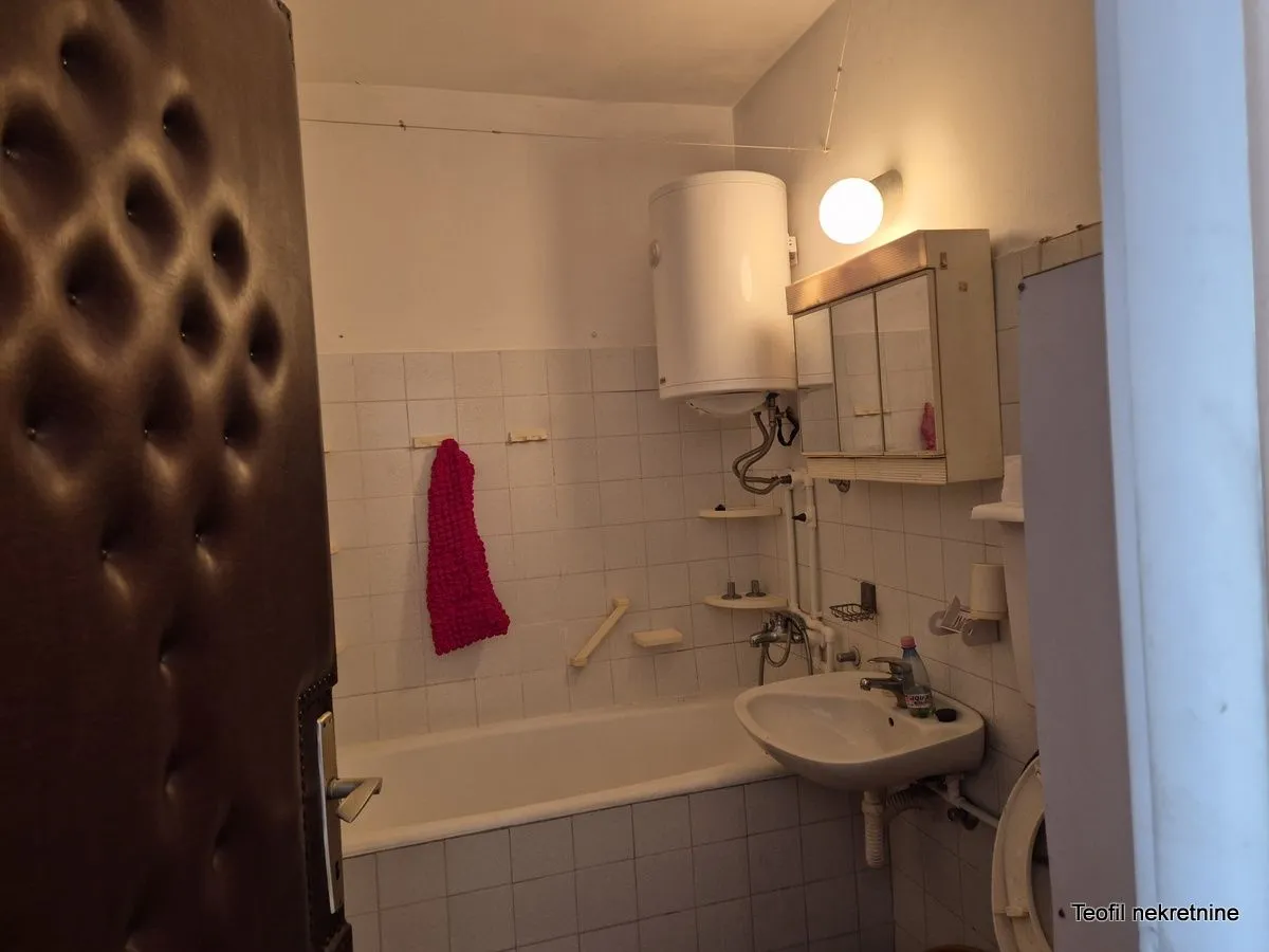 Rent, four bedroom apartment, 110m², Bela Crkva, Srbija