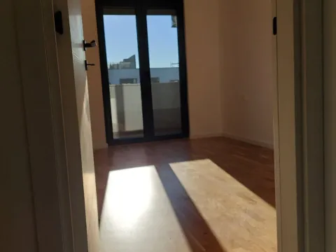 Sale, one bedroom apartment, 41m², Stari Aerodrom, Podgorica - image 5