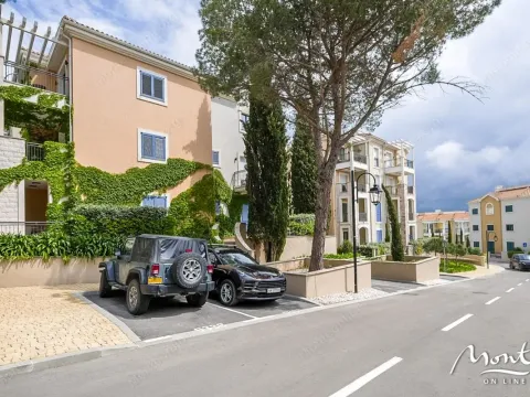 Prodaja, jednosoban stan, 69m², Luštica Bay, Tivat - image 33