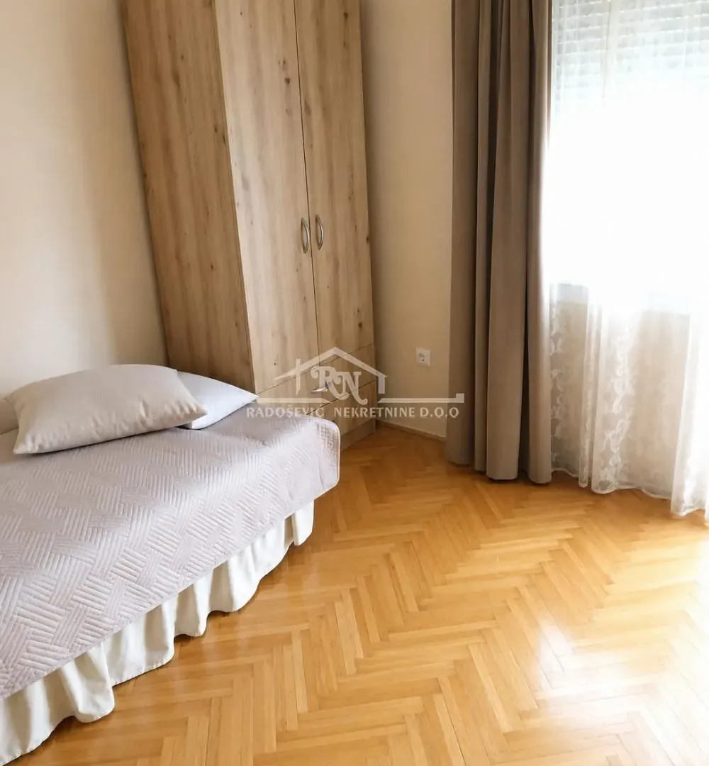 Prodaja, kuća, 332m², Čukarica, Beograd