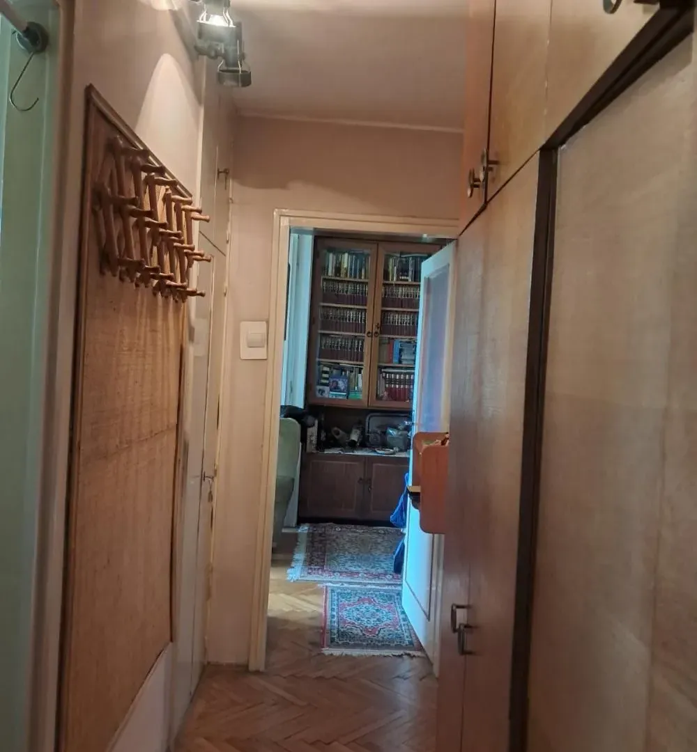Prodaja, trosoban stan, 68m², Novi Beograd Blok 1 Fontana, Novi Beograd Sve Podlokacije